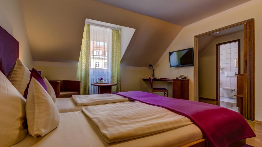 Hotel Restaurant Weihenstephaner Stuben Λάντσχουτ Δωμάτιο φωτογραφία